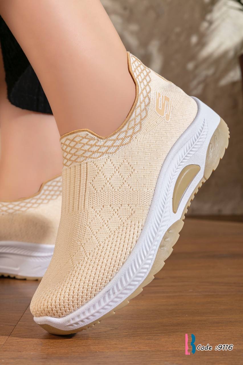 /public/uploads/photos/shares/Suzy shoes/IMG_4101.jpeg